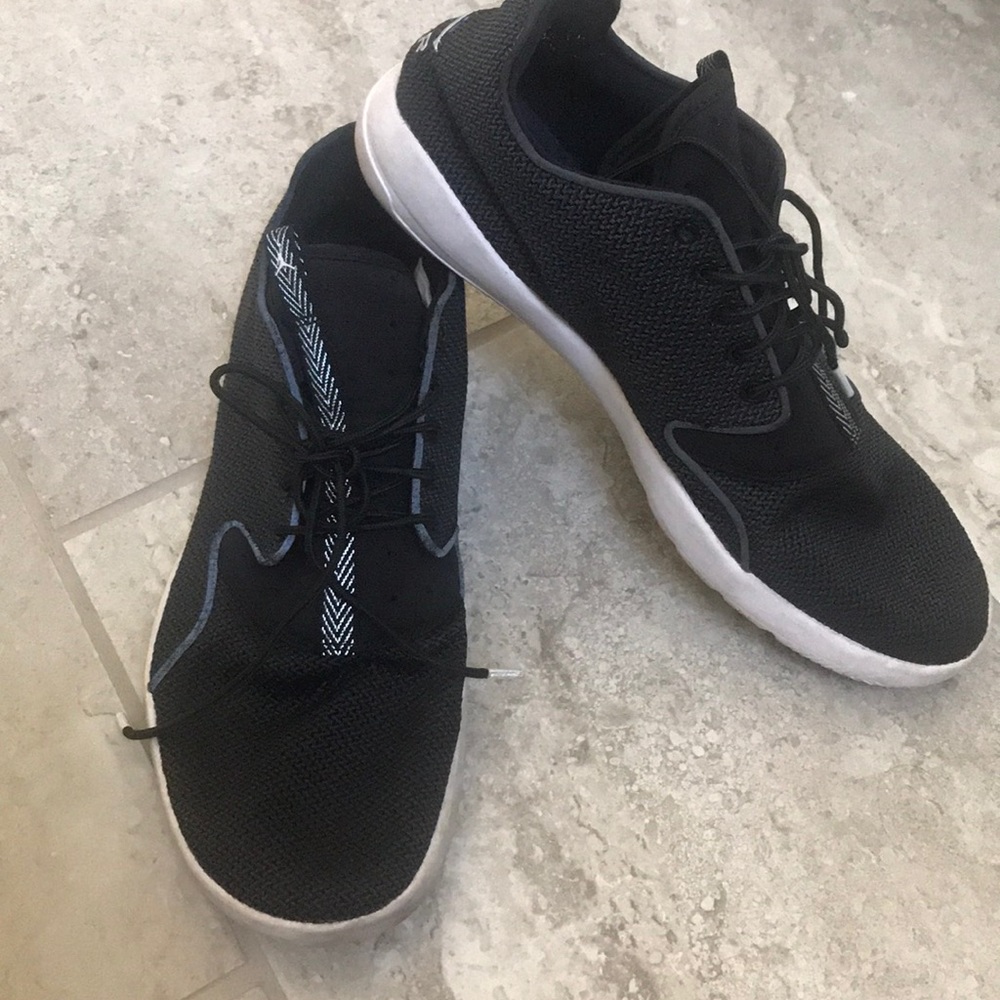 Jordan men’s eclipse